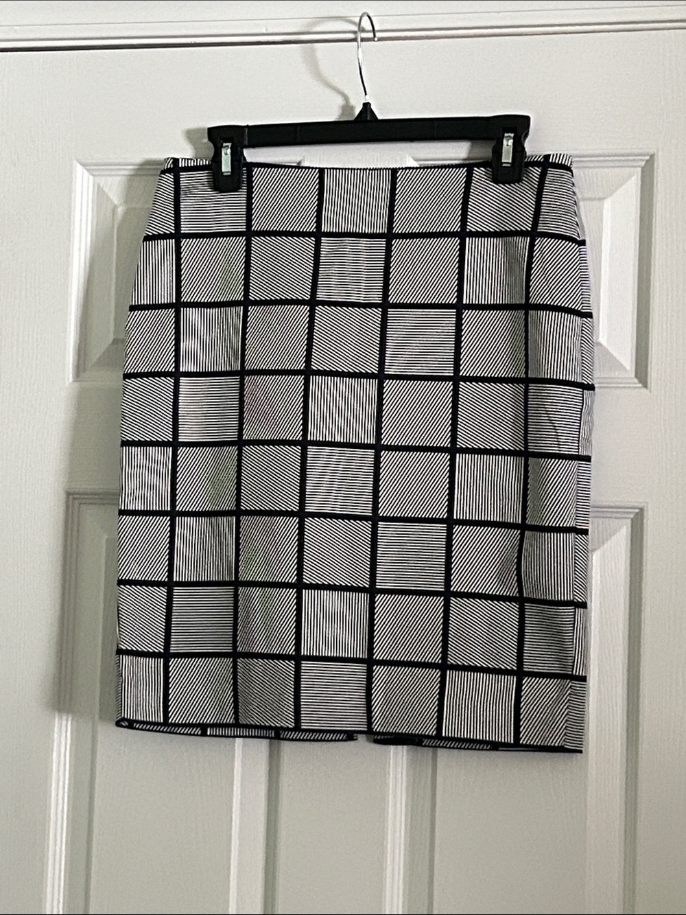 Ann Taylor Black and White Windowpane Pencil Skirt